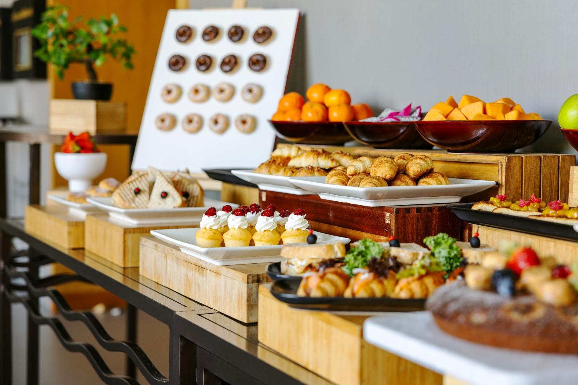 Novotel Airport Hotel Muscat